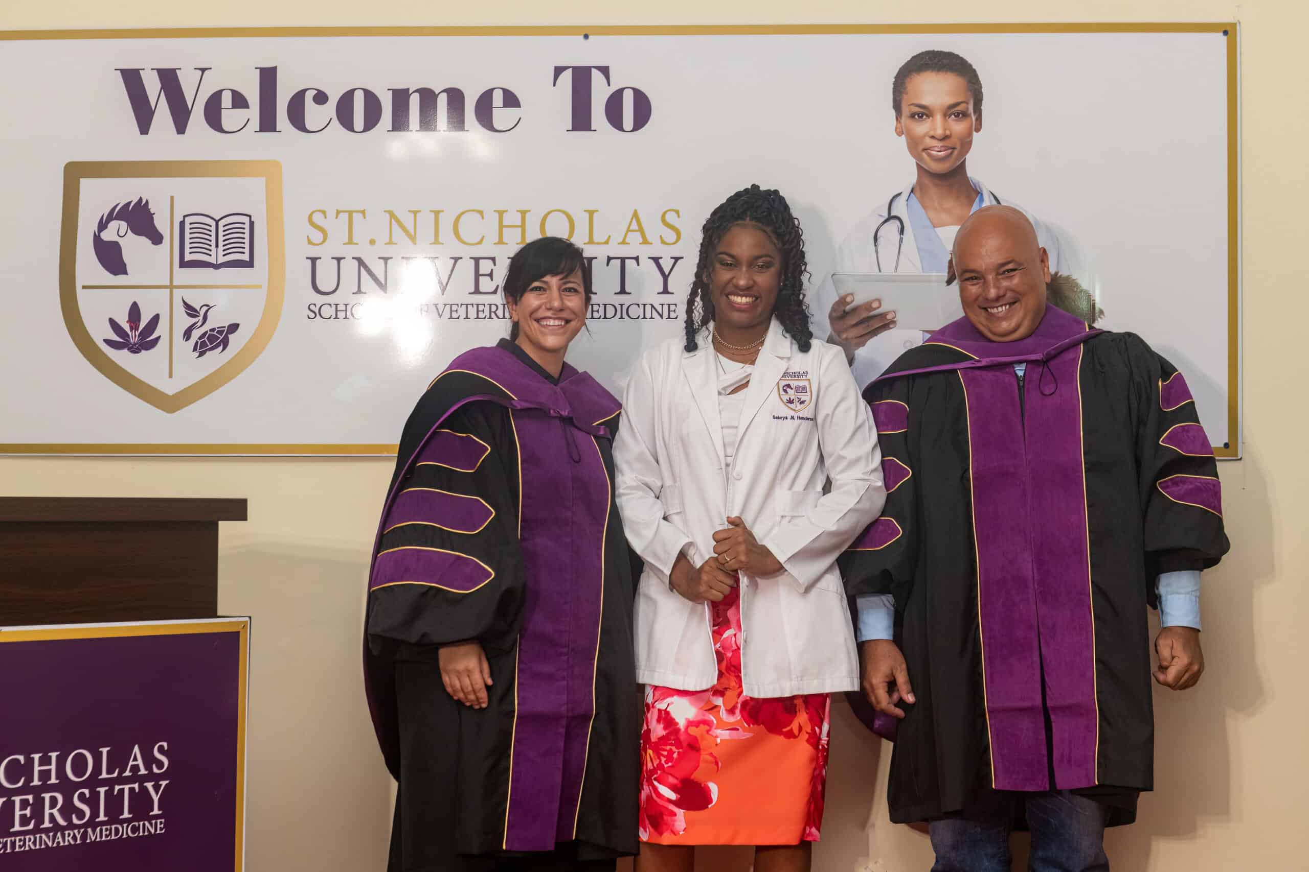 Dr. Amilcar Arenal at SNU White Coat ceremony.